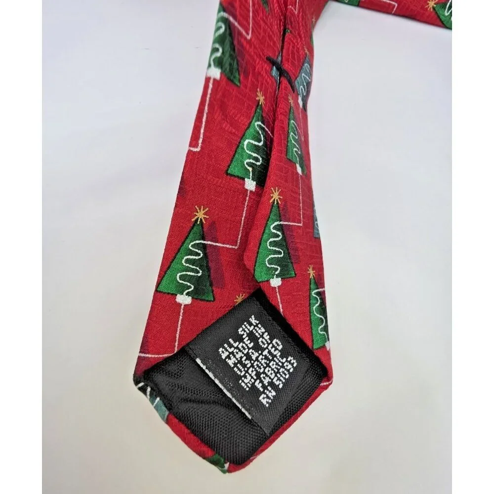 Holidays by MMG‎ Men's Neck Tie Red Christmas Trees 58
